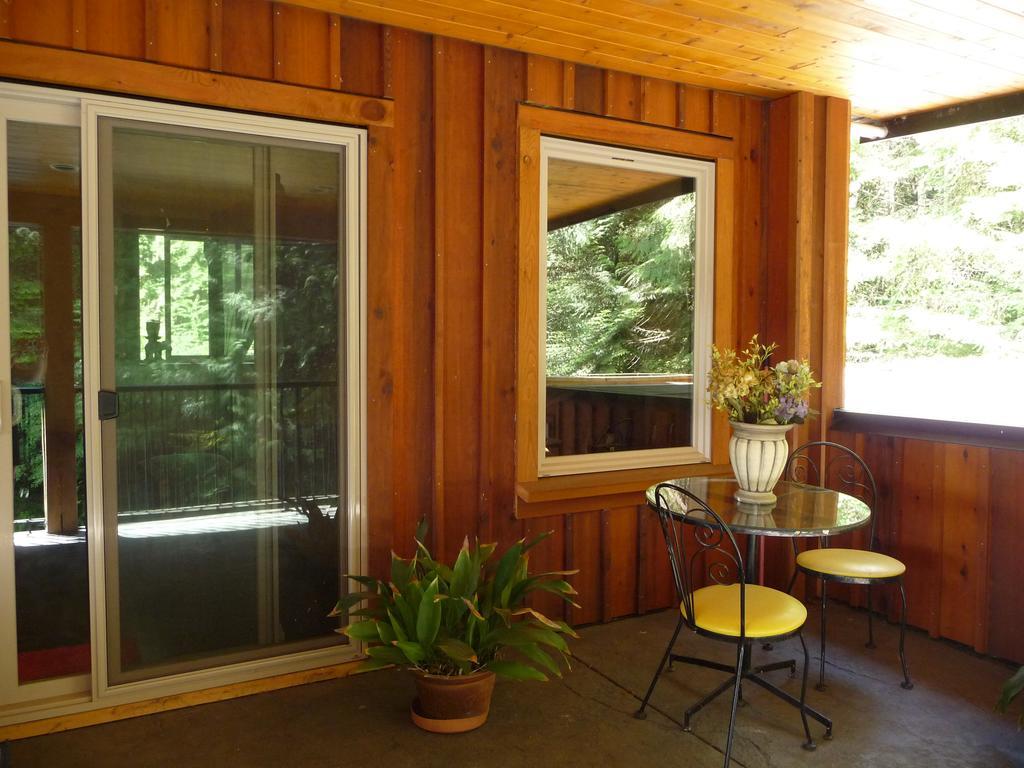 Bed and Breakfast Davis Brook Retreat Sechelt Zewnętrze zdjęcie